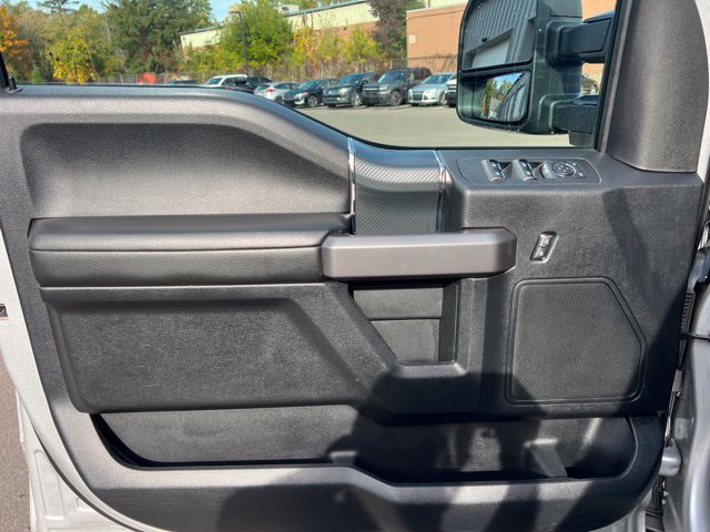 Used 2019 Ford F150 XLT w/ Equipment Group 302A Luxury AWD/4WD image 19