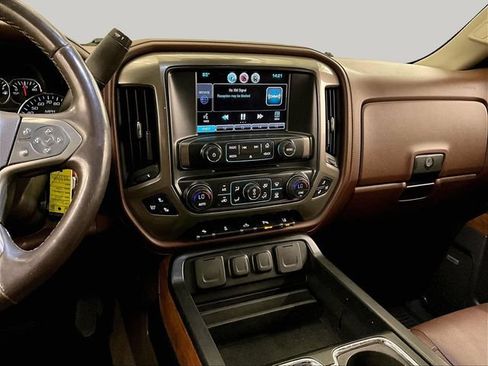 Used 2014 Chevrolet Silverado 1500 High Country w/ High Country Premium Package AWD/4WD image 7