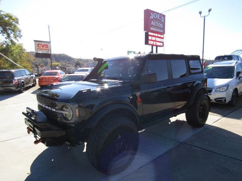 Used 2021 Ford Bronco Badlands image 1