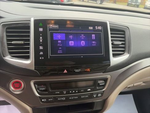 Used 2016 Honda Pilot EX image 15