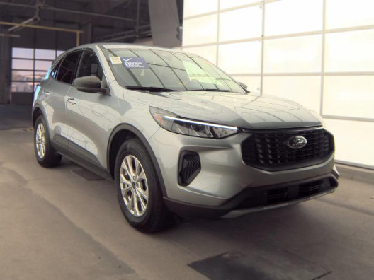 Used 2023 Ford Escape Active AWD/4WD image 3