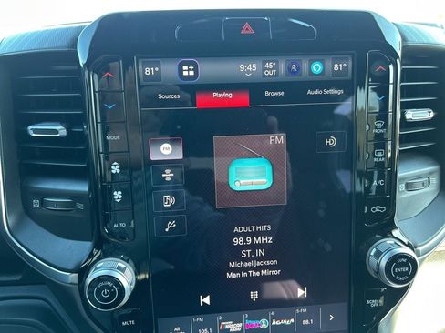 New 2026 RAM 2500 Big Horn AWD/4WD image 18