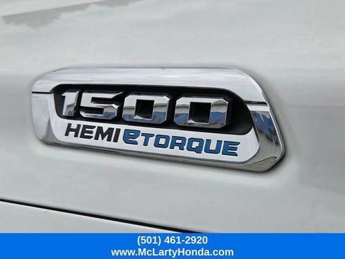 Used 2024 RAM 1500 Laramie AWD/4WD image 9