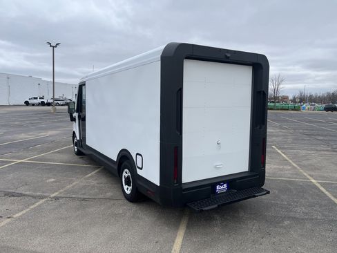 Used 2024 Chevrolet Brightdrop 600 w/ Battery Pack, Max Range AWD/4WD image 4