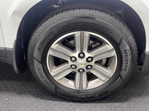 Used 2016 Chevrolet Traverse LT FWD image 22