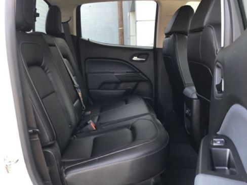 Used 2022 Chevrolet Colorado Z71 image 17