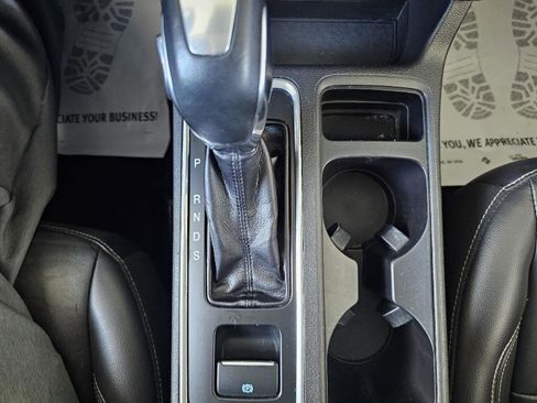 Used 2018 Ford Escape SEL image 25