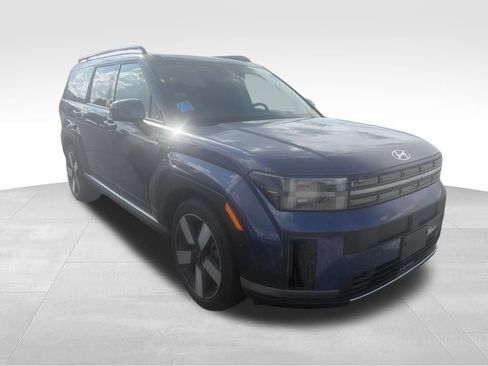 Used 2025 Hyundai Santa Fe Limited FWD image 19