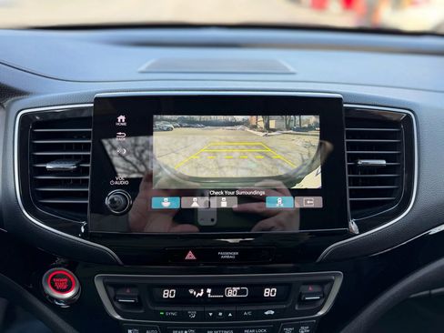Used 2020 Honda Pilot Touring image 30