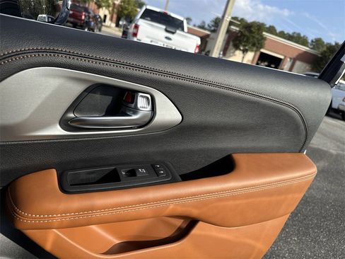 New 2026 Chrysler Pacifica Pinnacle image 30