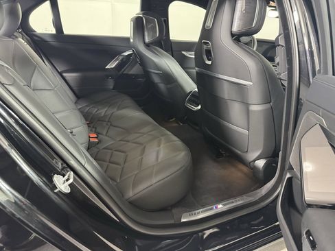 Used 2025 BMW 740i xDrive image 31