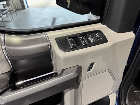 Used 2017 Ford F150 XLT w/ Equipment Group 302A Luxury AWD/4WD image 6