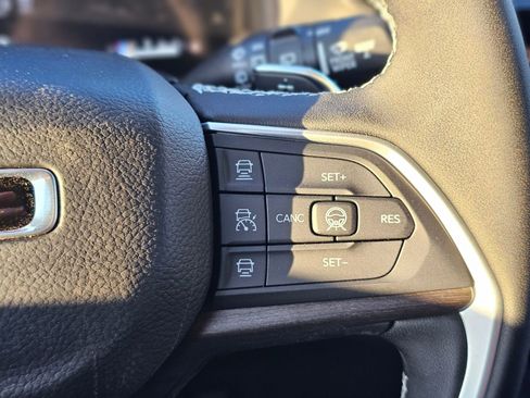 New 2026 Jeep Grand Cherokee L Altitude AWD/4WD image 15