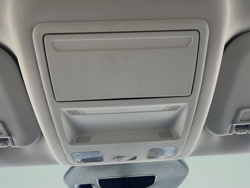 Used 2025 Ford Escape Active AWD/4WD image 20