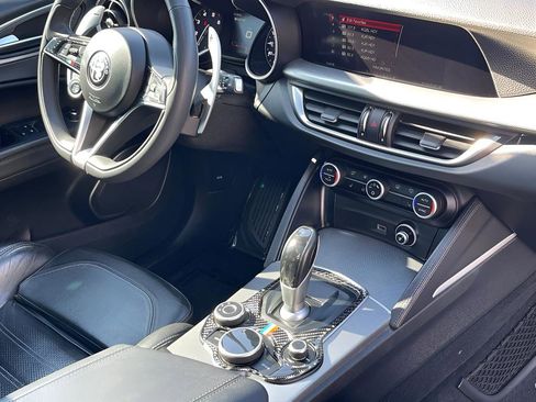 Used 2018 Alfa Romeo Stelvio Ti Sport image 23