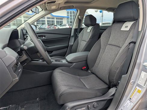 New 2025 Honda Accord SE image 11