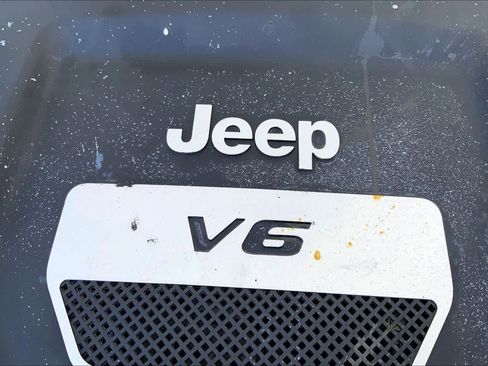 Used 2017 Jeep Wrangler Unlimited Sport w/ Quick Order Package 24S image 33