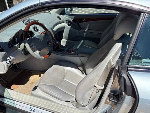 Used 2004 Mercedes-Benz SL 500 image 5