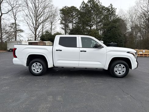 Used 2024 Toyota Tundra SR image 4