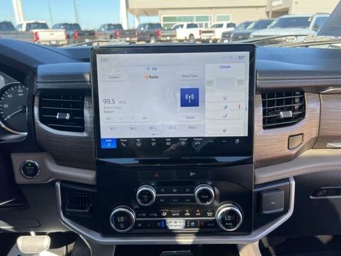 Used 2023 Ford Expedition Max Limited image 45