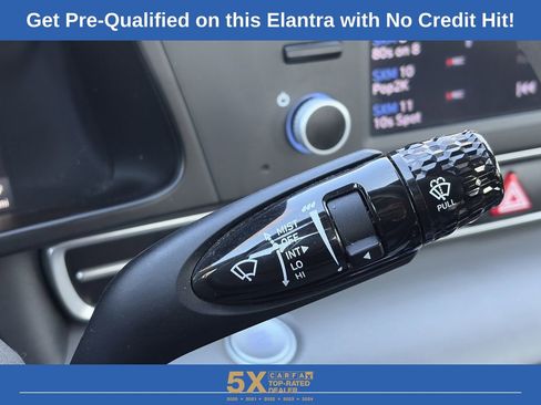 Used 2023 Hyundai Elantra SEL image 21