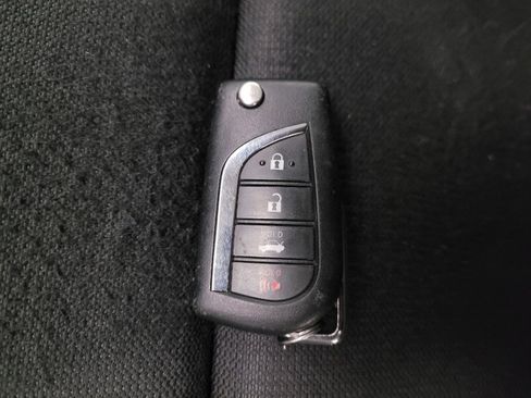 Used 2023 Toyota Corolla LE image 32