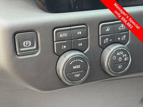 Used 2026 Chevrolet Silverado 1500 LT Trail Boss w/ LT Trail Boss Premium Package AWD/4WD image 17