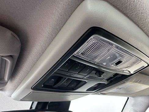 Used 2024 Toyota 4Runner Limited image 32