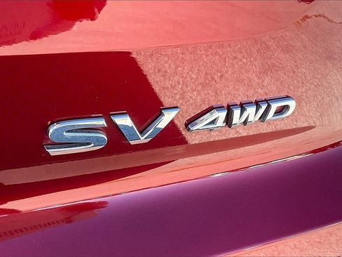 Used 2024 Nissan Pathfinder SV image 10