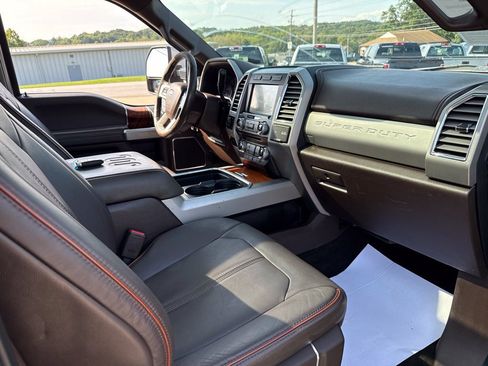 Used 2017 Ford F250 King Ranch w/ King Ranch Ultimate Package AWD/4WD image 47