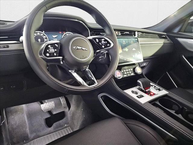 New 2026 Jaguar F-PACE R-Dynamic S AWD/4WD image 16