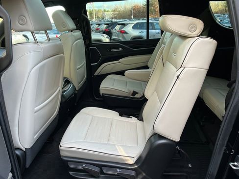 Used 2022 Cadillac Escalade ESV Sport image 22