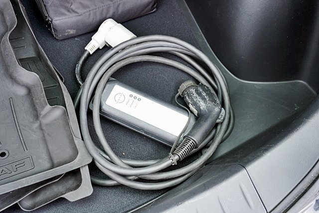 Certified 2025 Nissan Leaf SV Plus FWD image 21