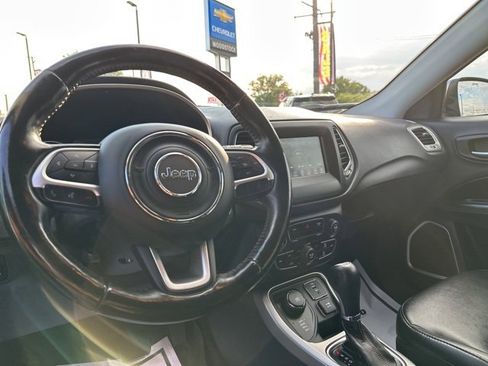 Used 2018 Jeep Compass Latitude w/ Popular Equipment Group image 28