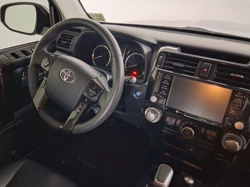Used 2022 Toyota 4Runner TRD Off-Road Premium w/ Moonroof Package AWD/4WD image 17
