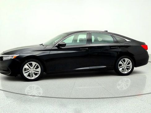 Used 2018 Honda Accord LX image 8