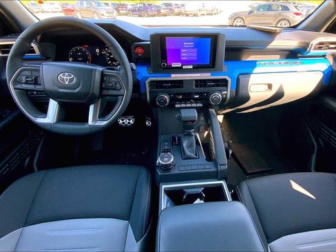 New 2025 Toyota Tacoma TRD Sport image 5