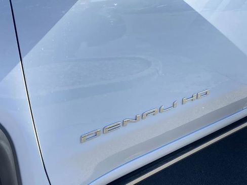 Used 2025 GMC Sierra 2500 Denali w/ Denali Reserve Package image 28