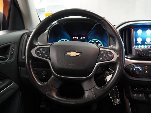 Used 2022 Chevrolet Colorado ZR2 AWD/4WD image 17