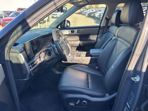 Used 2025 Hyundai Santa Fe SEL image 28