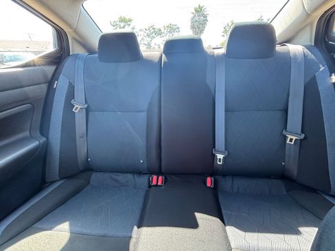 Used 2025 Nissan Versa SV FWD image 37