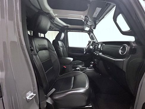 Used 2022 Jeep Wrangler Unlimited Sahara w/ Cold Weather Group image 15