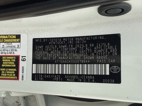 Used 2025 Toyota Camry LE FWD image 35
