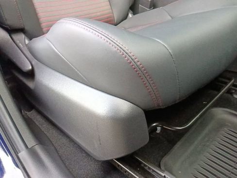Used 2025 Toyota RAV4 XSE w/ Weather Package AWD/4WD image 32
