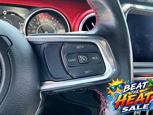 Used 2022 Jeep Gladiator Rubicon w/ LED Lighting Group AWD/4WD image 24