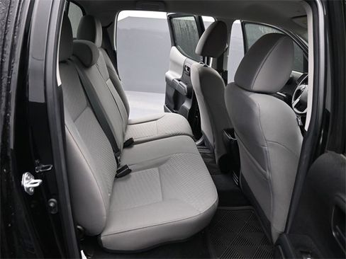 Used 2022 Toyota Tacoma SR image 15