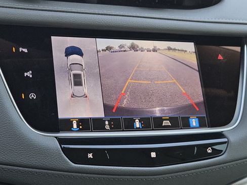 Used 2021 Cadillac XT5 Premium Luxury FWD image 17