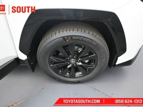 New 2026 Toyota RAV4 SE w/ Convenience Package AWD/4WD image 33