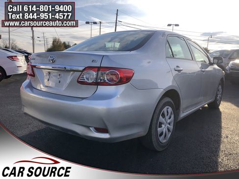 Used 2011 Toyota Corolla LE image 5