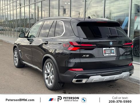 New 2026 BMW X5 xDrive50e w/ Premium Package AWD/4WD image 4